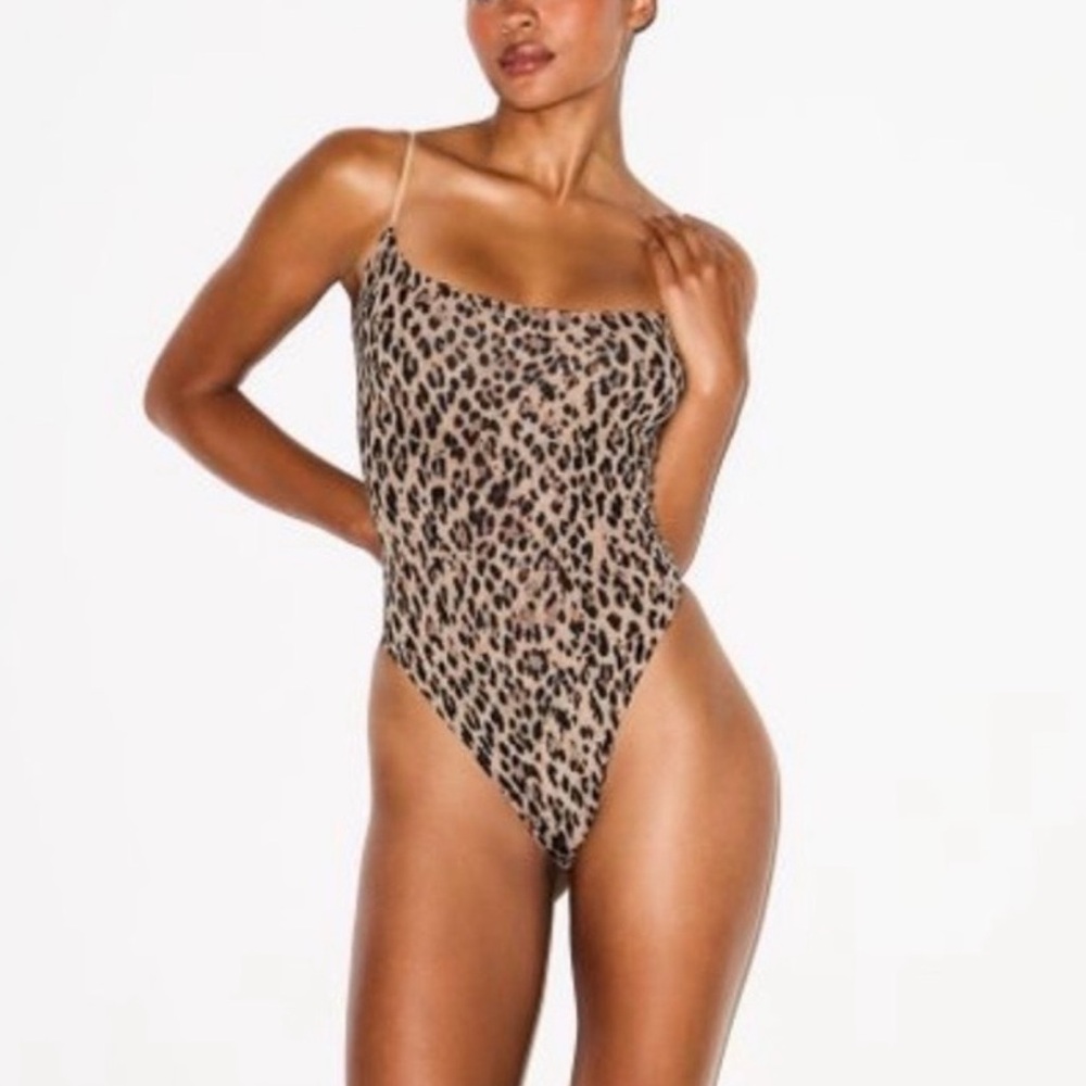 SKIMS Leopard-Print One-Piece Bodysuit - Picture 2 of 8